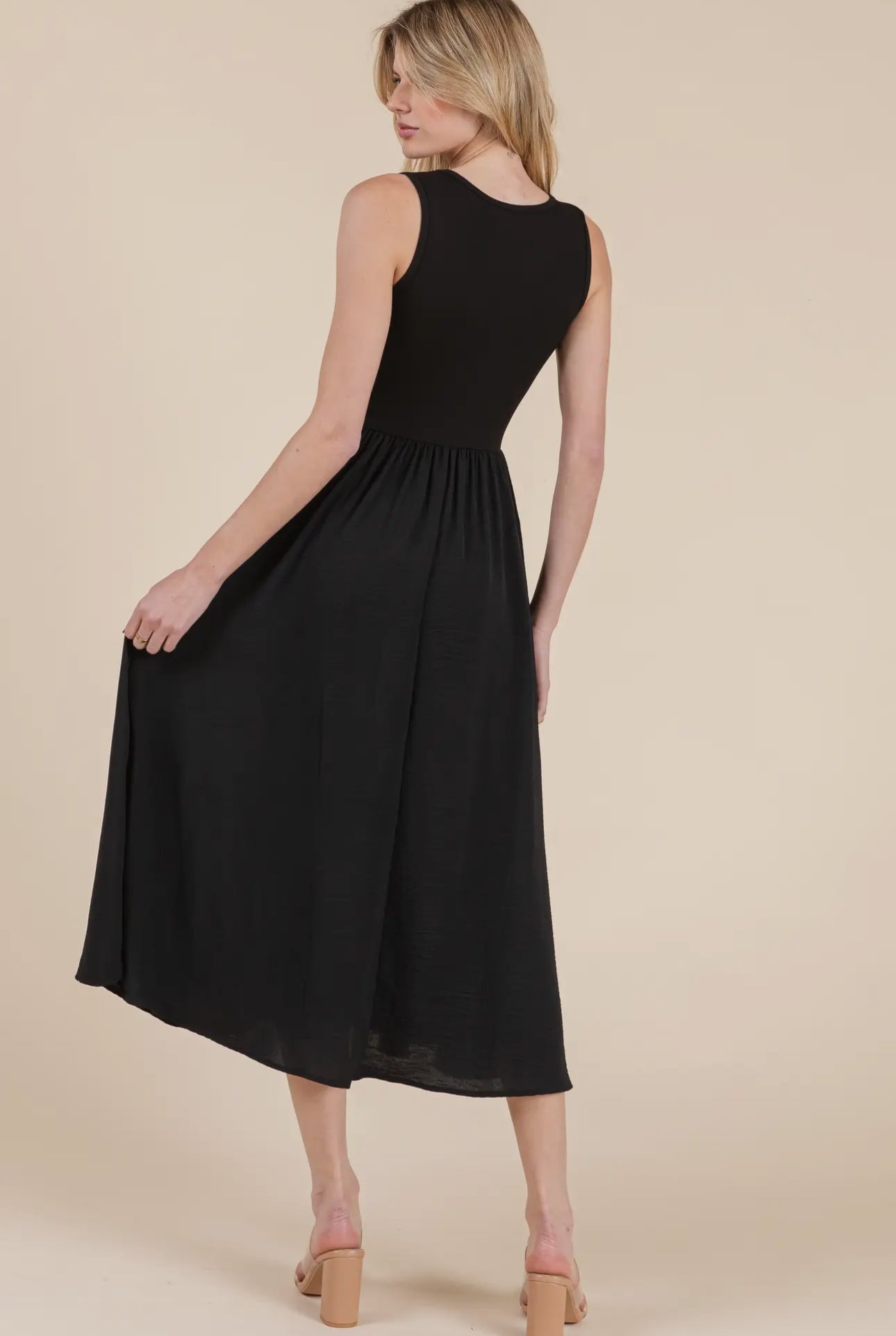Sleeveless Midi Dress - Black