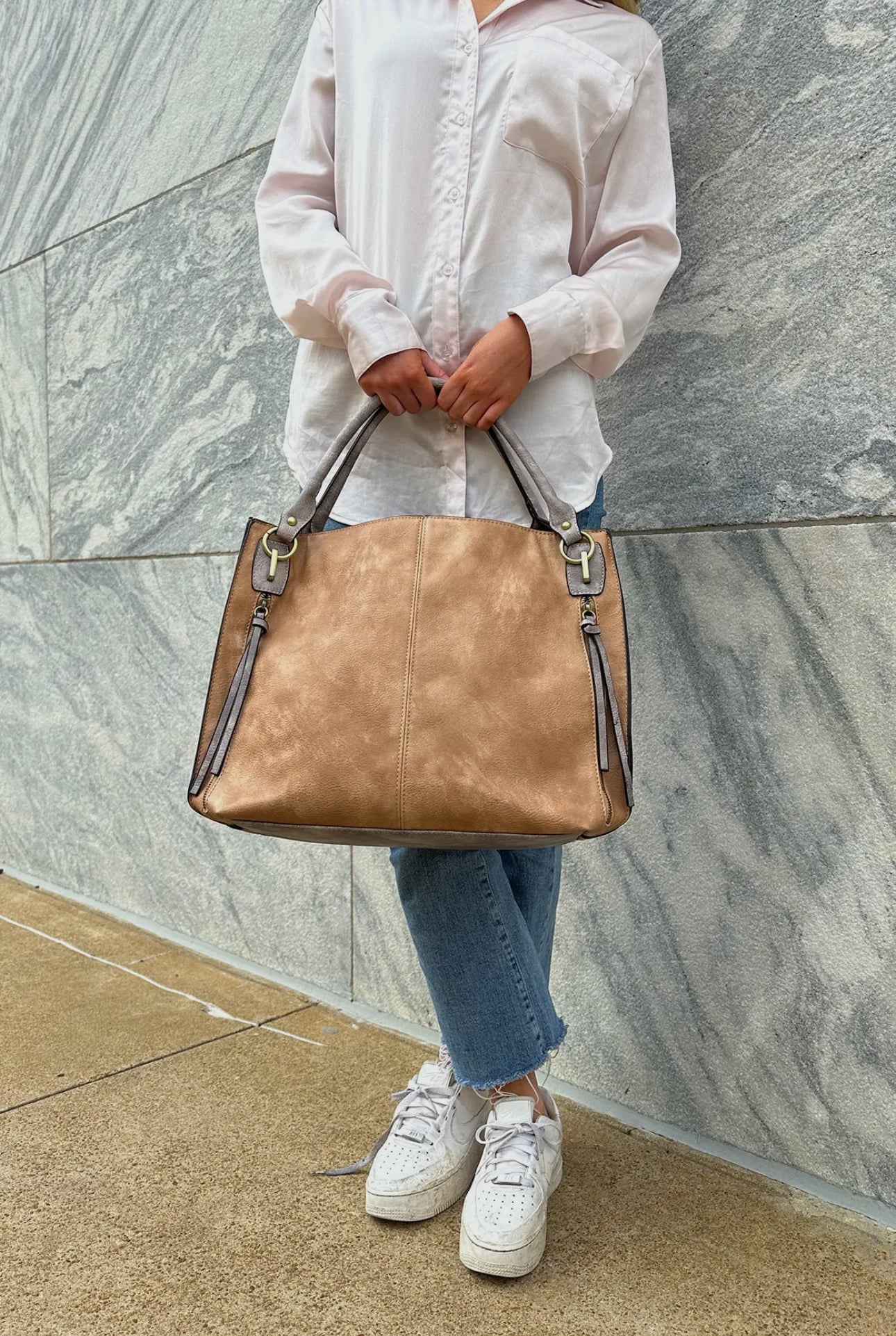 Sara Tote