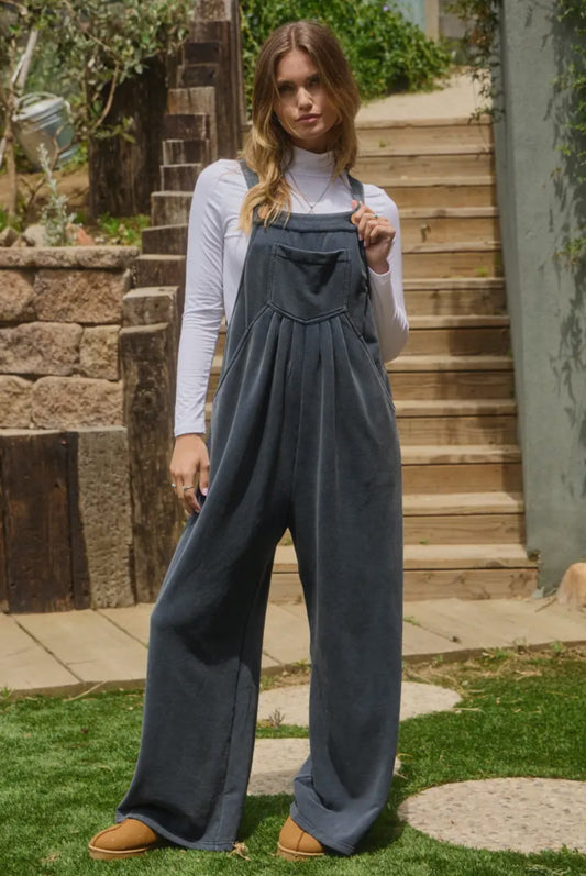 Washed French Terry Front
Pleated Jumpsuit