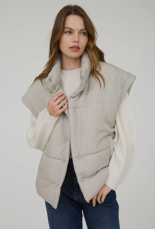 Oversized Snap Button Puffer Vest